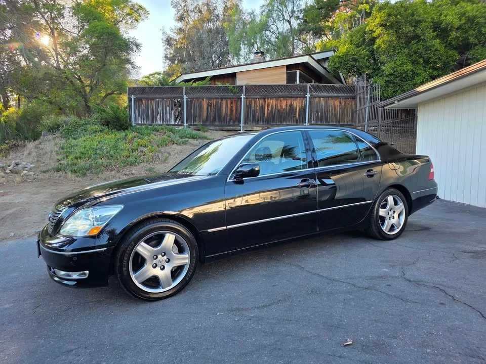 2006 Lexus LS 3rd Gen - Image 4 of 20