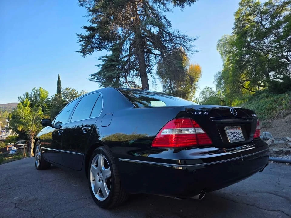 2006 Lexus LS 3rd Gen - Image 7 of 20