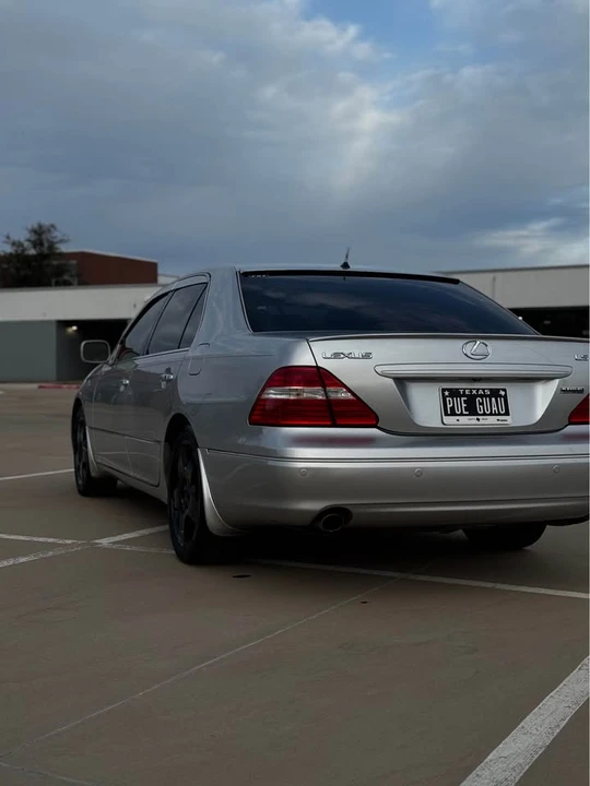2006 Lexus LS 3rd Gen - Image 6 of 20