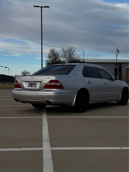 2006 Lexus LS 3rd Gen - Image 4 of 20