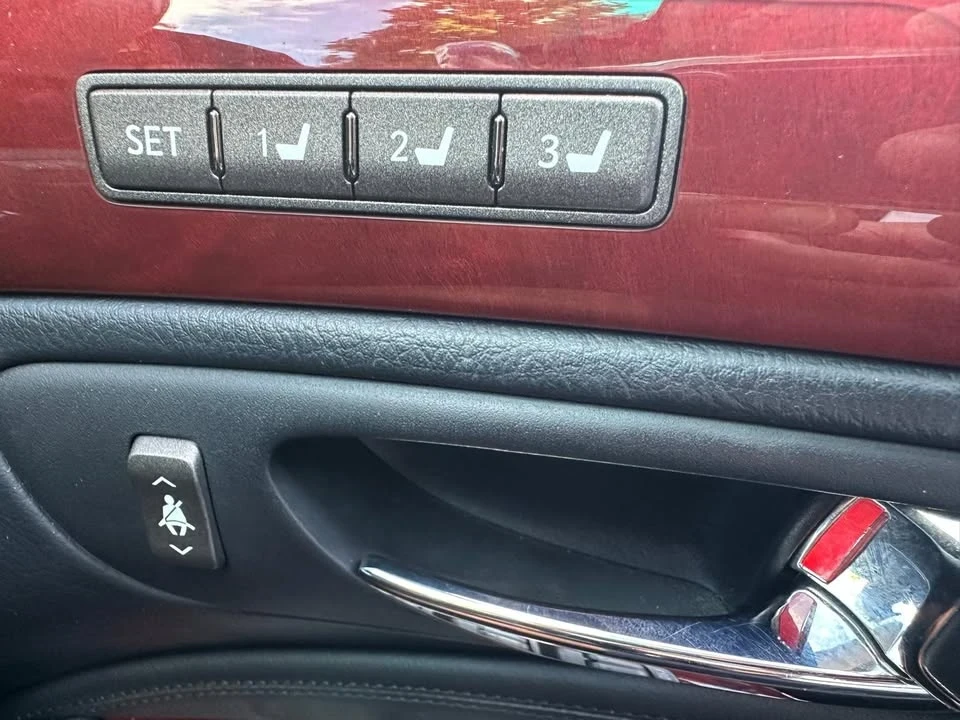 2006 Lexus LS 4th Gen - Image 13 of 20