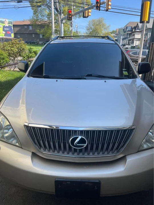 2006 Lexus LX 2nd Gen - Image 3 of 9