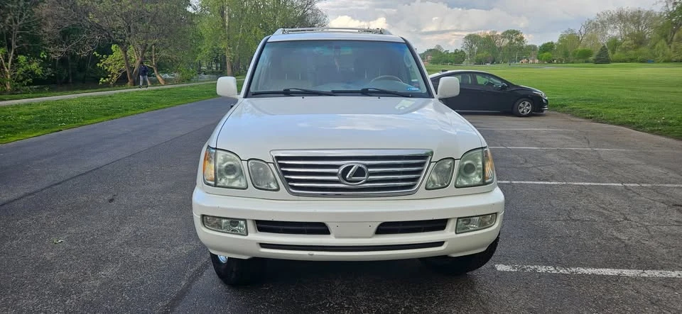 2006 Lexus LX 2nd Gen - Image 3 of 17