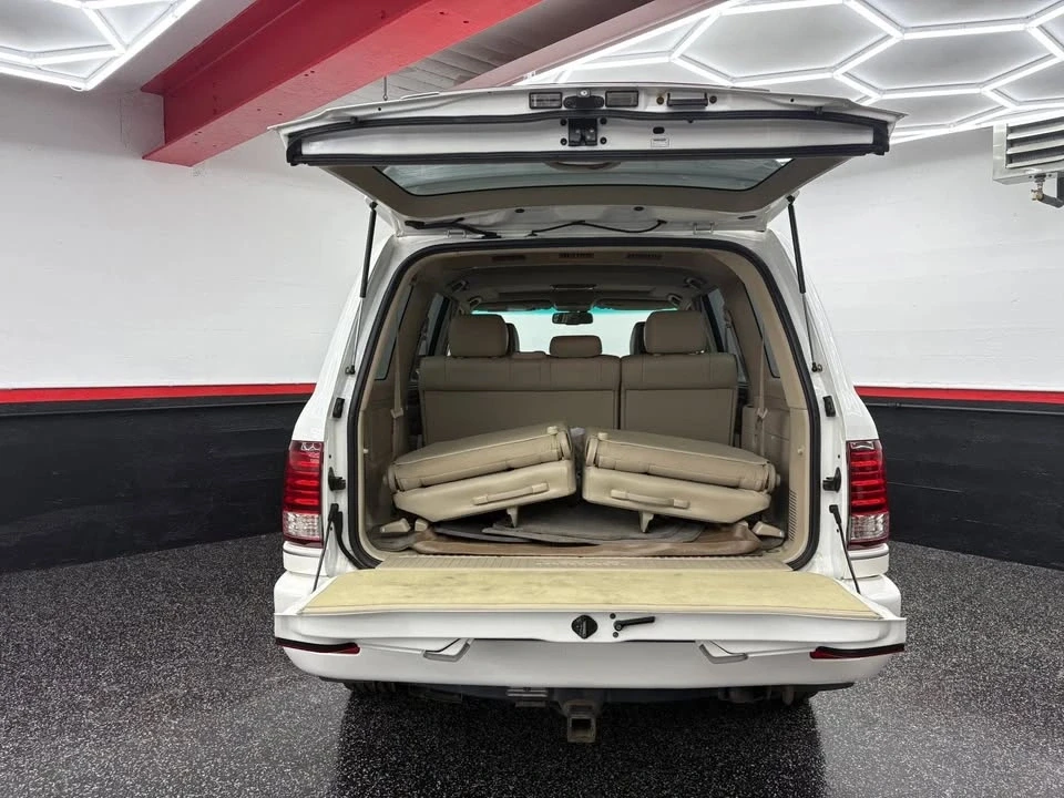 2006 Lexus LX 2nd Gen - Image 7 of 20
