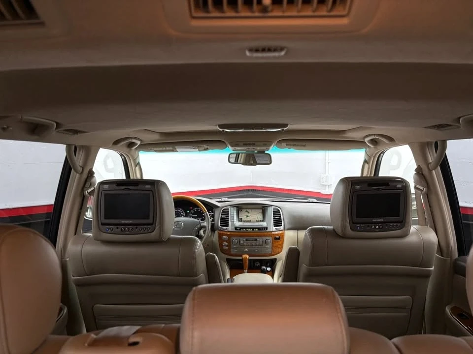 2006 Lexus LX 2nd Gen - Image 18 of 20
