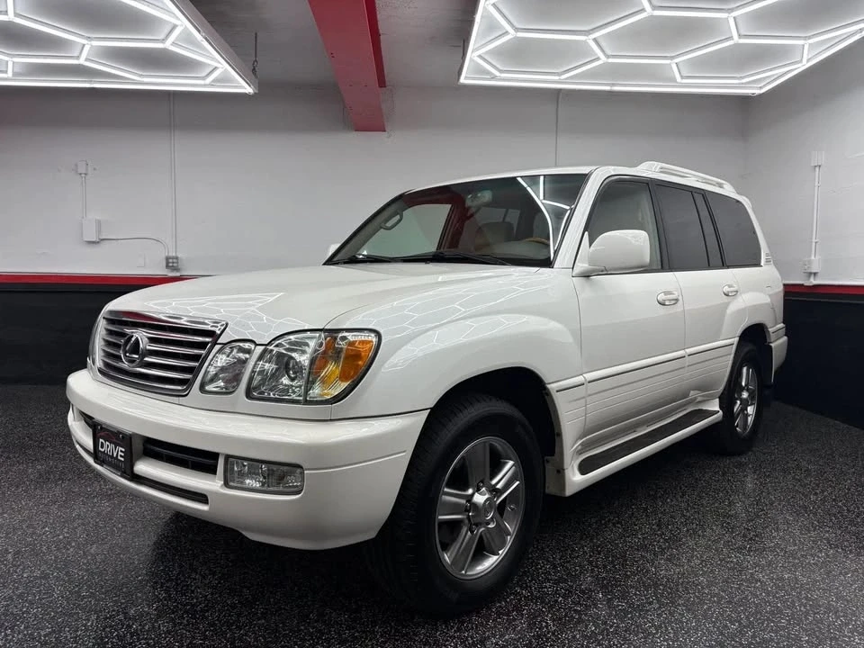 2006 Lexus LX 2nd Gen - Image 2 of 20