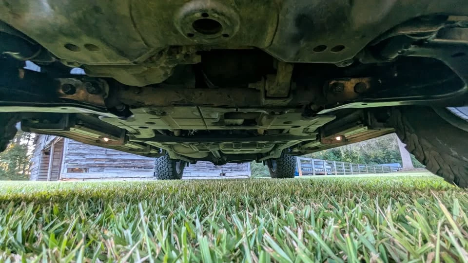 2006 Lexus LX 2nd Gen - Image 16 of 18