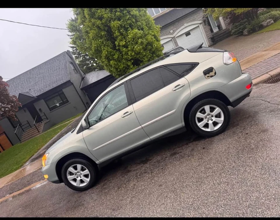 2006 Lexus RX 2nd Gen - Image 2 of 6