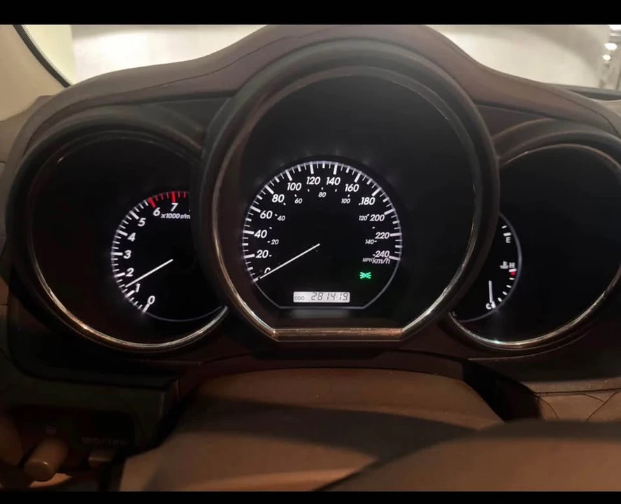 2006 Lexus RX 2nd Gen - Image 3 of 6
