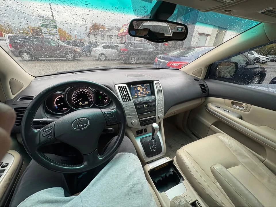 2006 Lexus RX 2nd Gen - Image 9 of 14