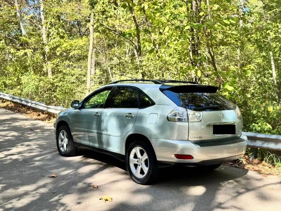 2006 Lexus RX 2nd Gen - Image 2 of 14