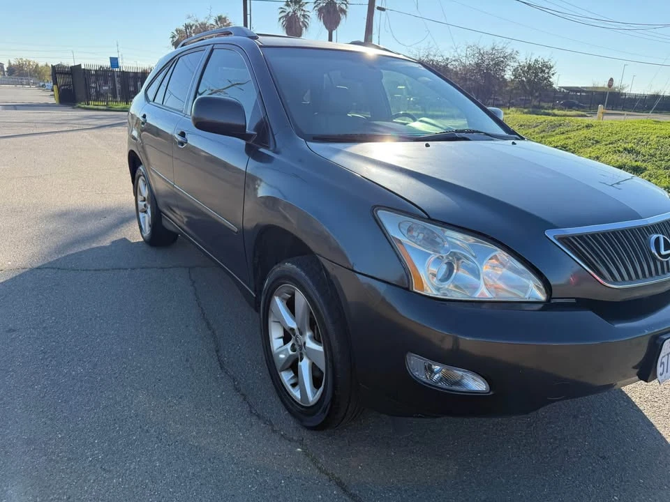 2006 Lexus RX 2nd Gen - Image 4 of 11