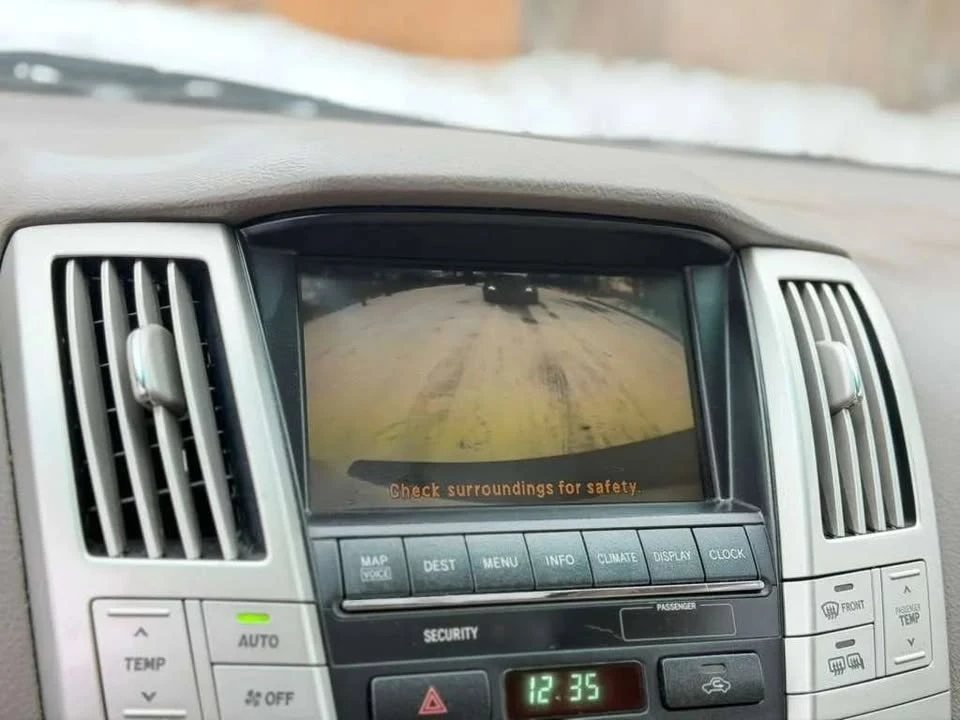 2006 Lexus RX 2nd Gen - Image 13 of 17