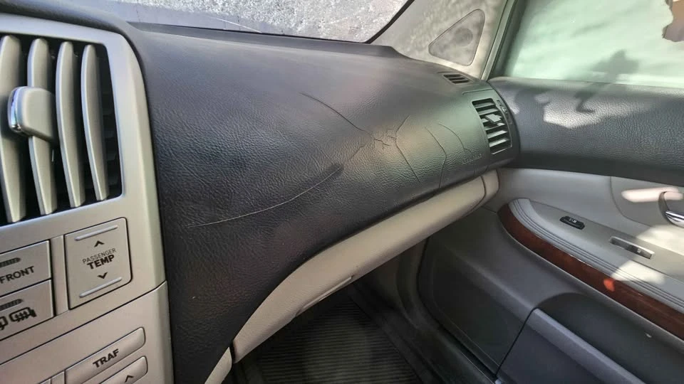 2006 Lexus RX 2nd Gen - Image 3 of 9