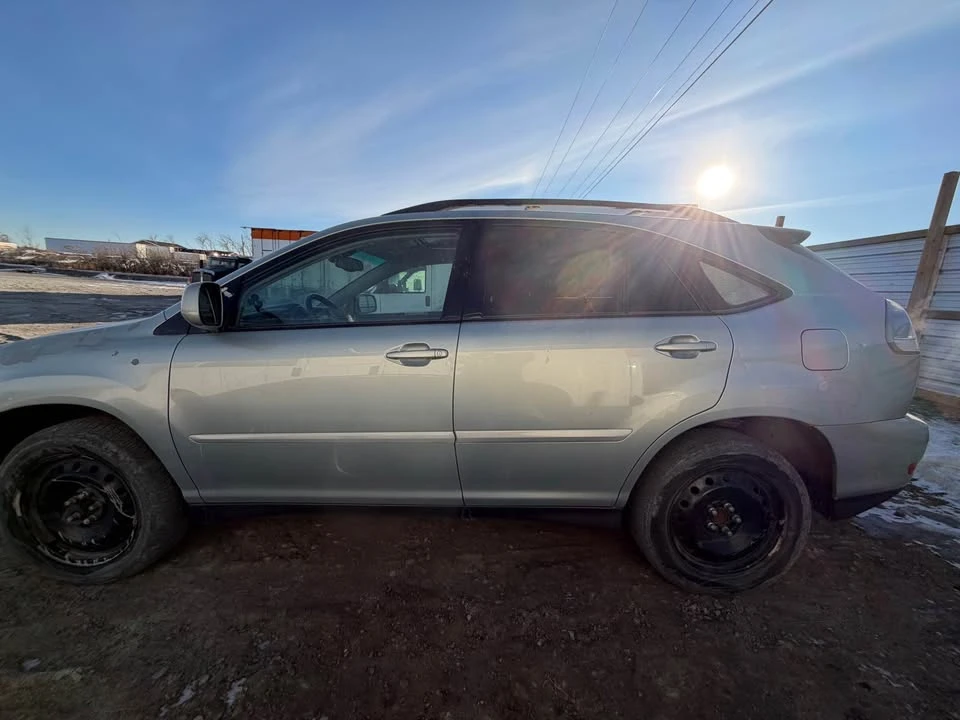 2006 Lexus RX 2nd Gen - Image 3 of 7