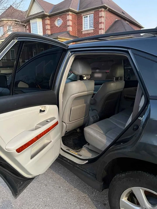 2006 Lexus RX 2nd Gen - Image 9 of 11