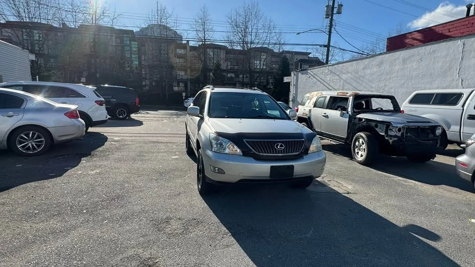 2006 Lexus RX 2nd Gen - Image 5 of 13