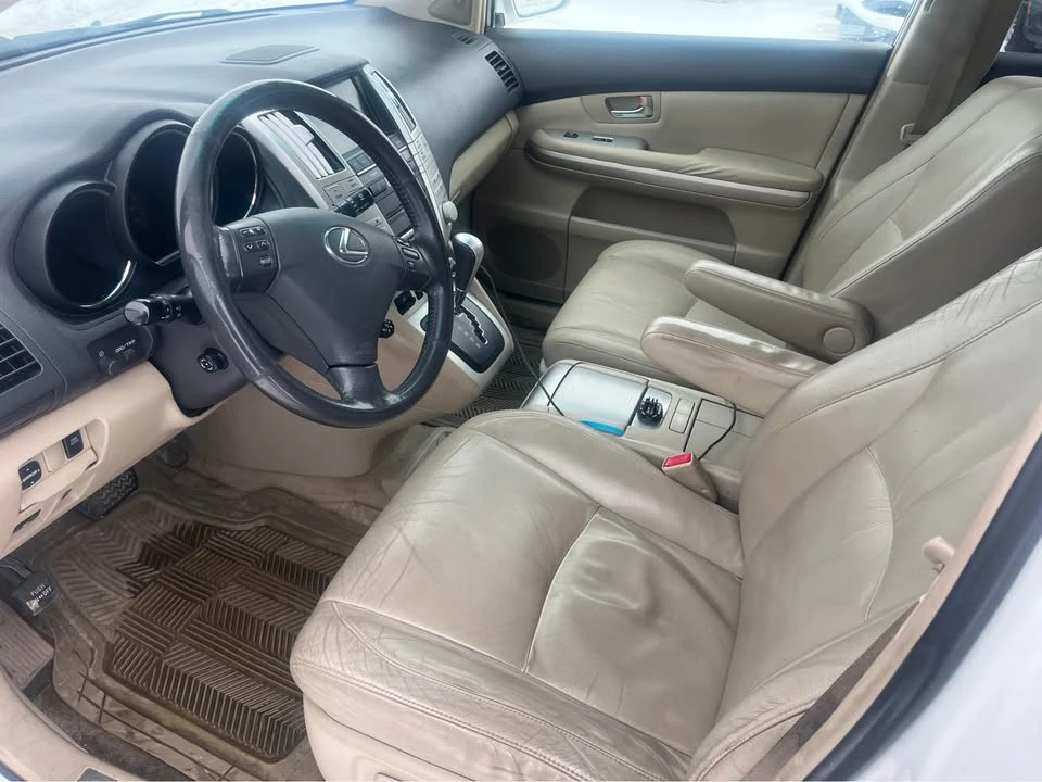 2006 Lexus RX 2nd Gen - Image 14 of 17