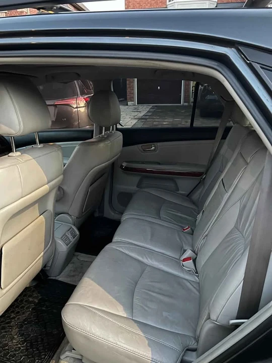 2006 Lexus RX 2nd Gen - Image 10 of 11