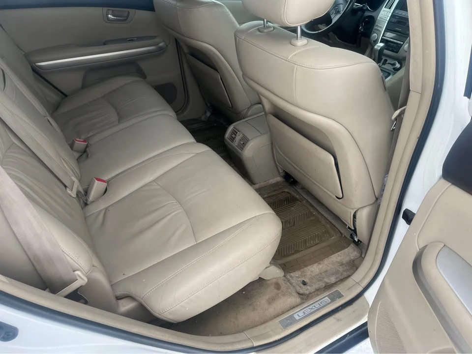 2006 Lexus RX 2nd Gen - Image 12 of 17