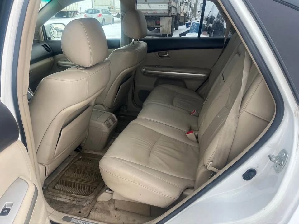 2006 Lexus RX 2nd Gen - Image 16 of 17