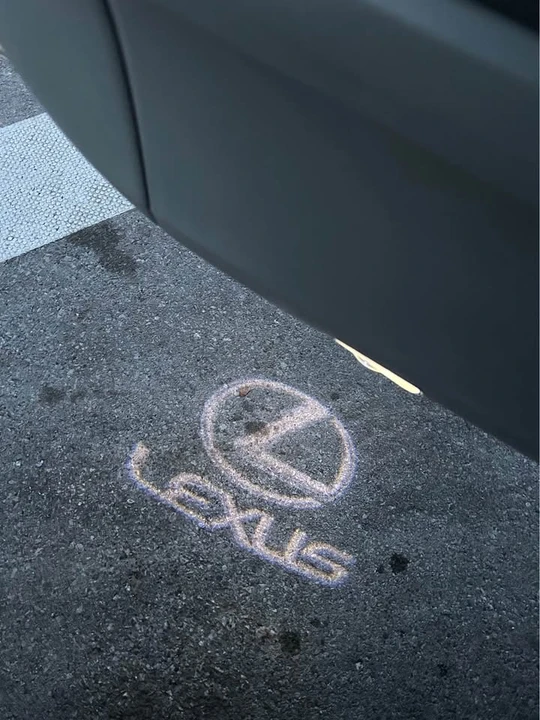 2006 Lexus RX 2nd Gen - Image 4 of 5