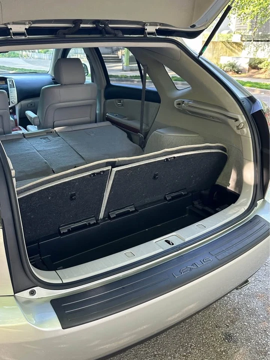 2006 Lexus RX 2nd Gen - Image 11 of 12