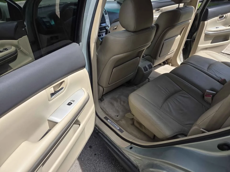 2006 Lexus RX 2nd Gen - Image 7 of 9