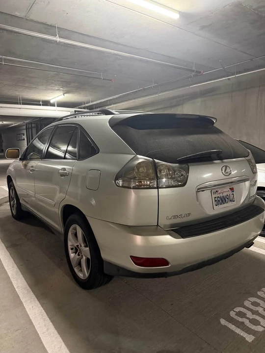 2006 Lexus RX 2nd Gen - Image 3 of 9