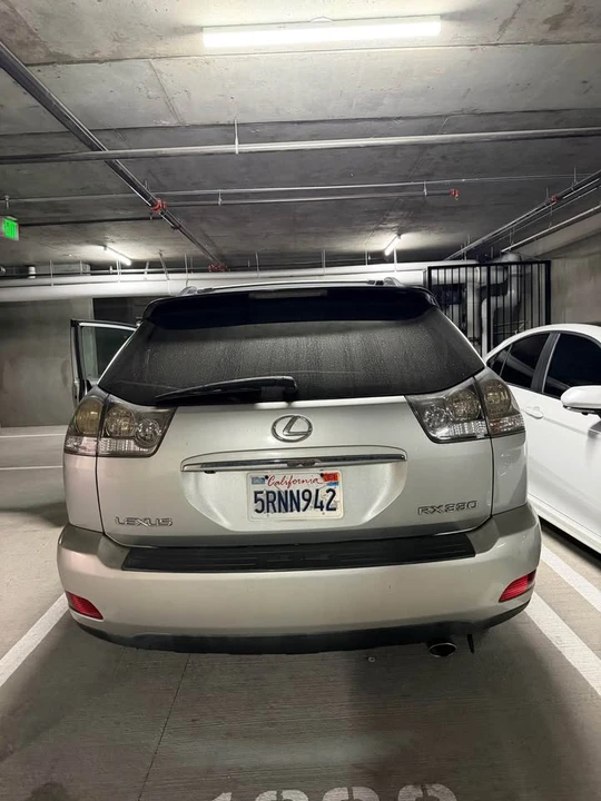 2006 Lexus RX 2nd Gen - Image 7 of 9
