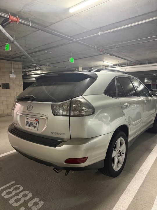2006 Lexus RX 2nd Gen - Image 4 of 9
