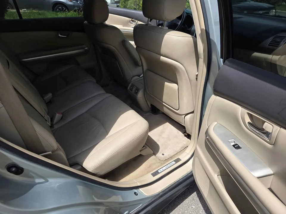 2006 Lexus RX 2nd Gen - Image 8 of 9