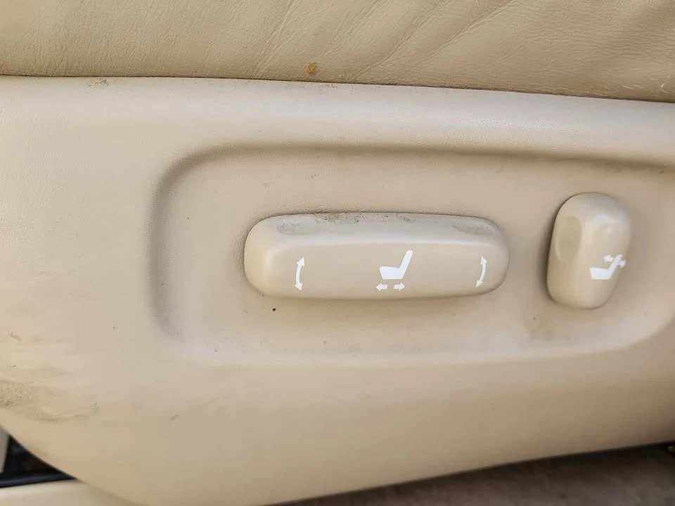 2006 Lexus RX 2nd Gen - Image 15 of 20