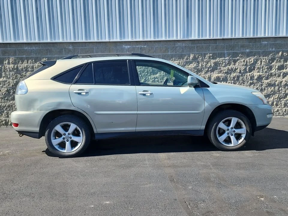 2006 Lexus RX 2nd Gen - Image 2 of 20