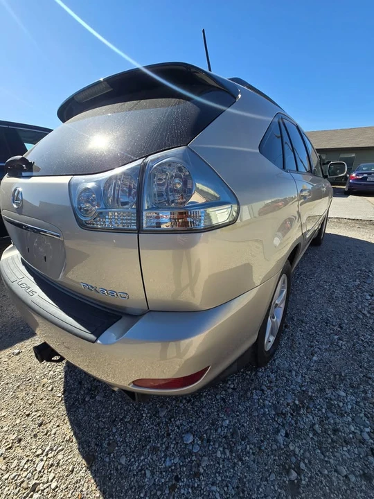 2006 Lexus RX 2nd Gen - Image 2 of 8
