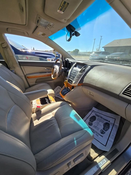 2006 Lexus RX 2nd Gen - Image 6 of 8