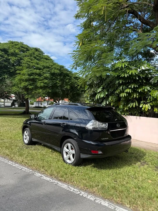 2006 Lexus RX 2nd Gen - Image 2 of 10