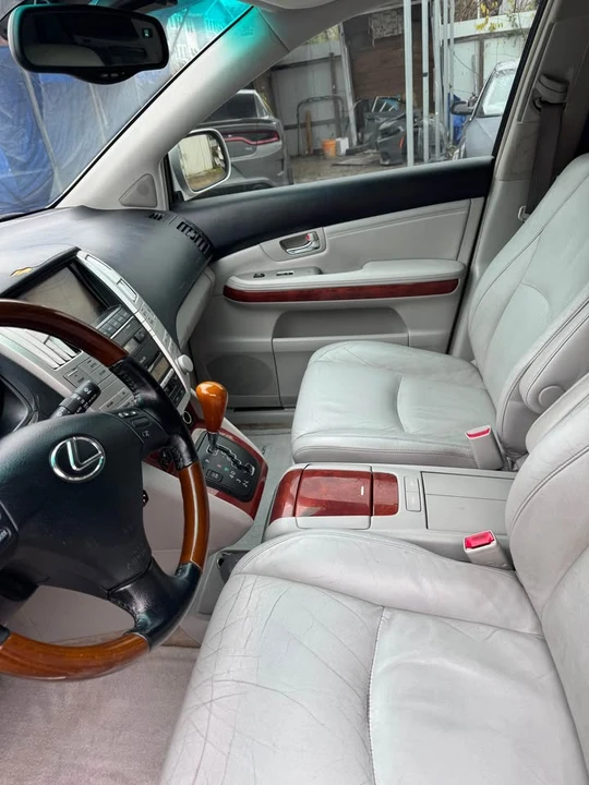 2006 Lexus RX 2nd Gen - Image 6 of 16