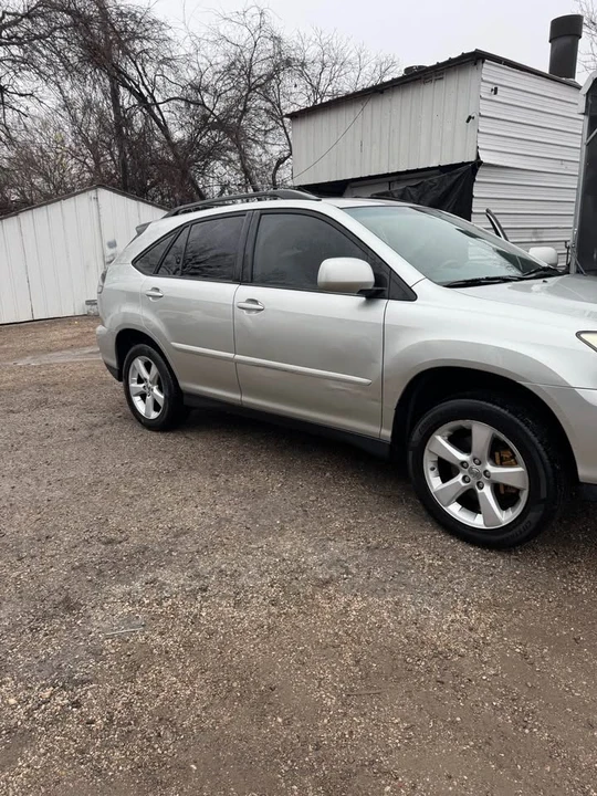 2006 Lexus RX 2nd Gen - Image 14 of 16