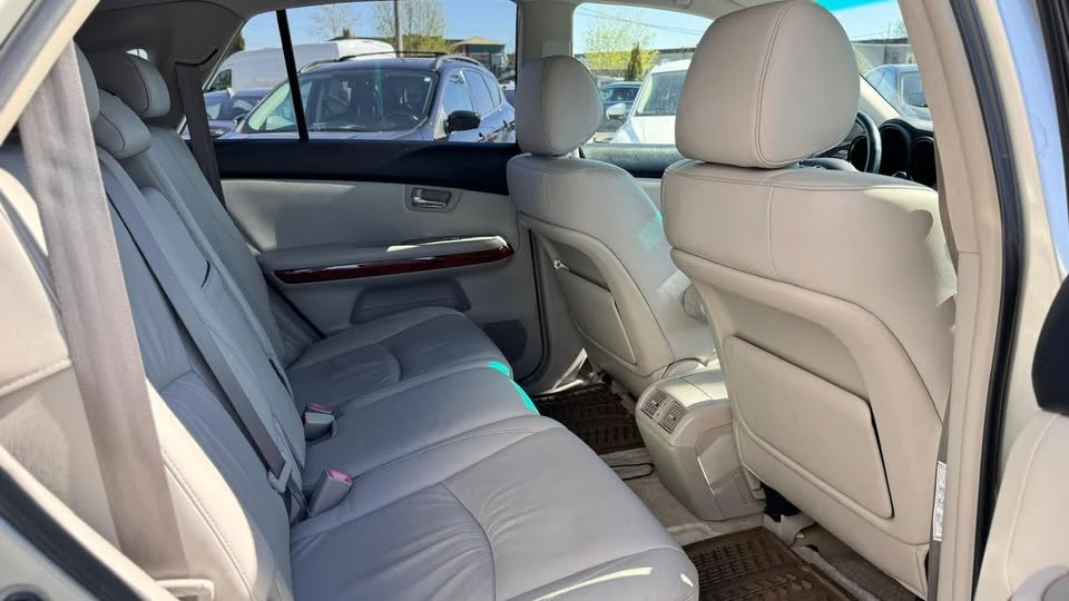 2006 Lexus RX 2nd Gen - Image 14 of 16