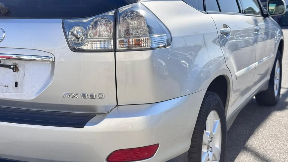 2006 Lexus RX 2nd Gen - Image 12 of 16