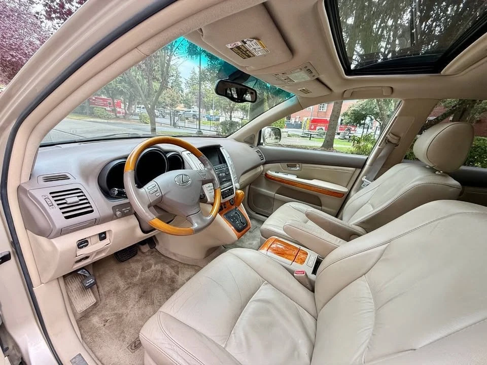 2006 Lexus RX 2nd Gen - Image 6 of 17