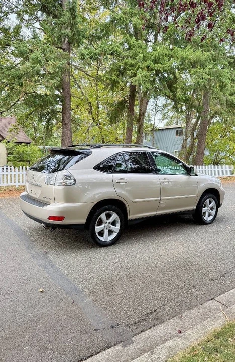 2006 Lexus RX 2nd Gen - Image 3 of 17