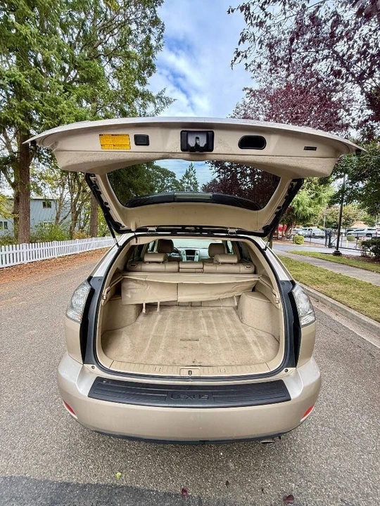 2006 Lexus RX 2nd Gen - Image 8 of 17