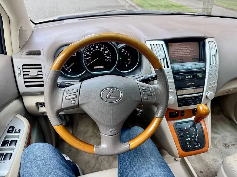 2006 Lexus RX 2nd Gen - Image 14 of 17
