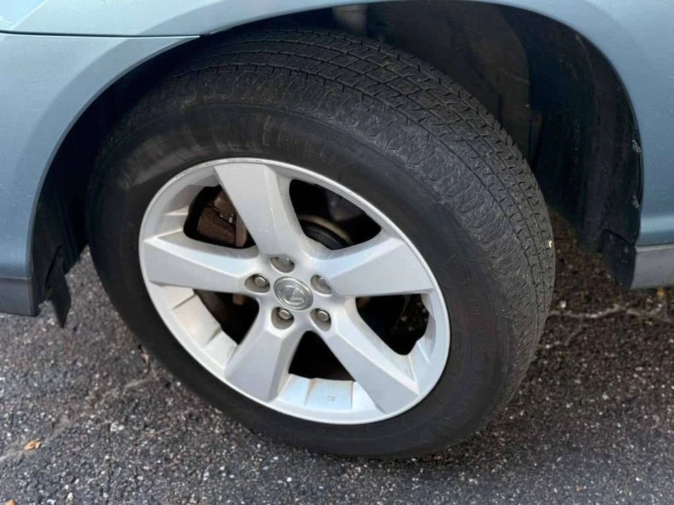 2006 Lexus RX 2nd Gen - Image 8 of 16