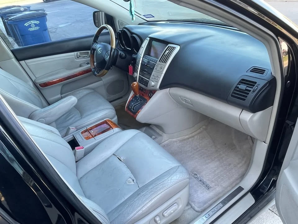 2006 Lexus RX 2nd Gen - Image 5 of 9
