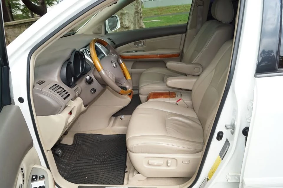 2006 Lexus RX 2nd Gen - Image 17 of 20