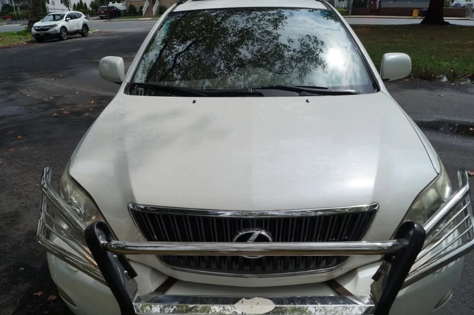 2006 Lexus RX 2nd Gen - Image 2 of 20