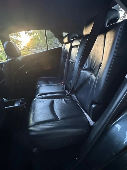 2006 Lexus RX 2nd Gen - Image 7 of 15
